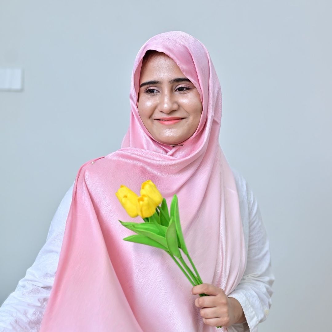 Bloosam — Light Pink Ombré Silk Hijab | Premium Silk Hijab Pakistan